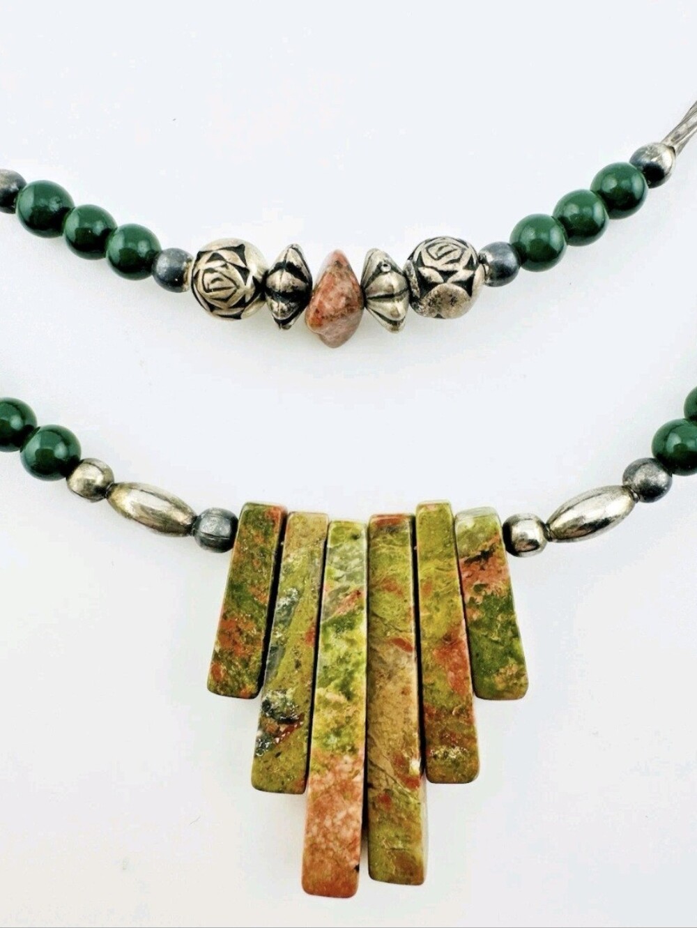 Handcrafted Unakite Jasper Pendanr Necklace W/Green Stone Accent Beads 18"